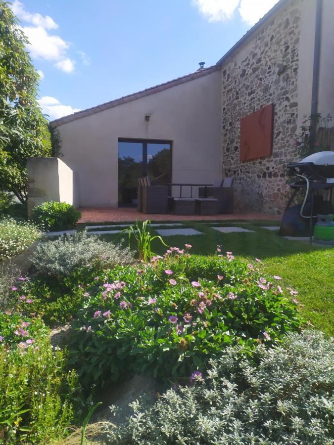 شقة La Loge Bertine France Saint-Mars-la-Réorthe المظهر الخارجي الصورة